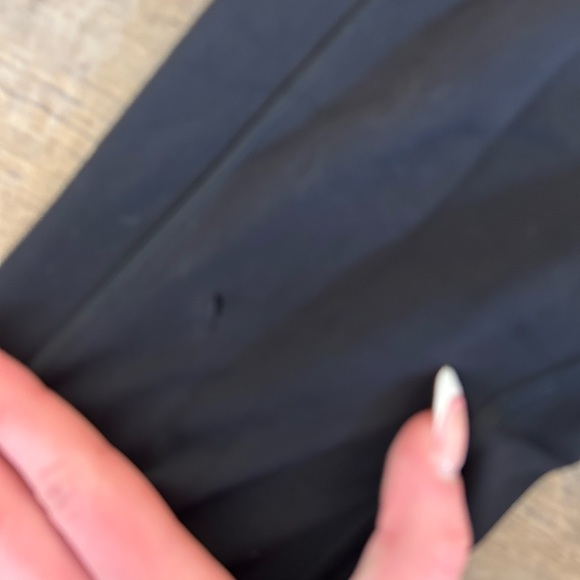 3 black lululemon leggings size 4 length 25 - Picture 5 of 7